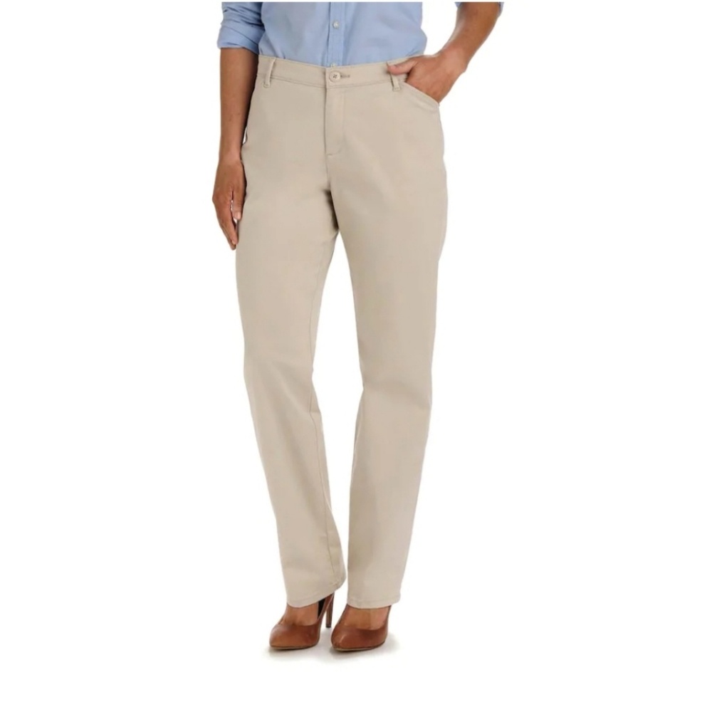 Lee 10L straight leg Wash & Wear mid rise khakis